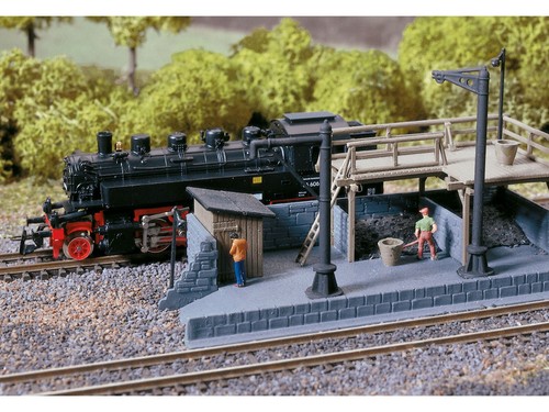 Coal bunker with water - , crane
